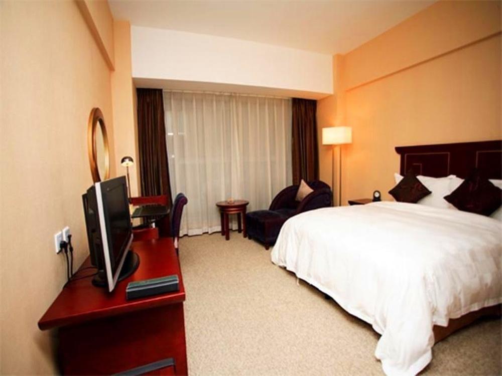 Rong Impression International Hotel Chengdu Room photo