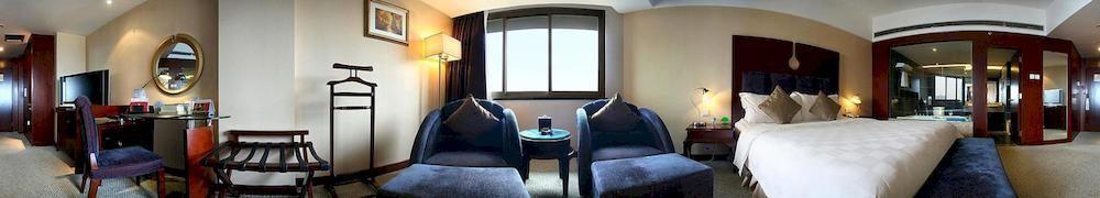 Rong Impression International Hotel Chengdu Exterior photo